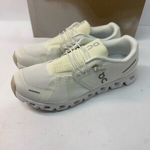 New On Running on cloud CloudX natural white athletic shoes men’s 7